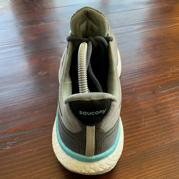 Saucony Triumph 19 Womens Shoes Size 11W Gray Running Walking Athletic Sneakers - Picture 9 of 14